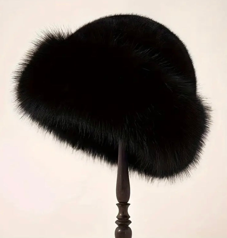 FAUX FUR WINTER CAP WITH  FREE PREMIUM BOX